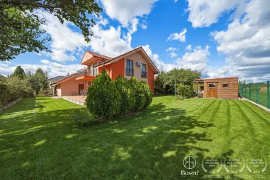 Houses for sale, 5-room in Malinovo · €566,000