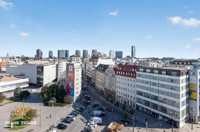 Na predaj 3-izbový byt, 55 m², Bratislava-Staré Mesto, Námestie SNP