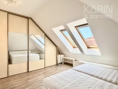 Na prenájom 2-izbový byt, 70 m², Šamorín, Školská