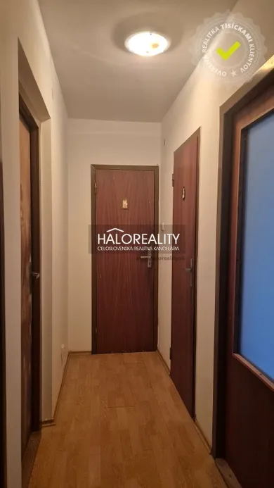 Na predaj 3-izbový byt, 66 m², Veľký Meder, Sídl. M. Corvina