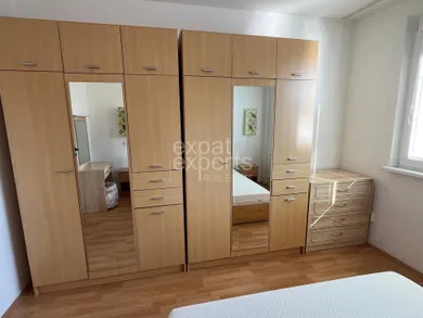 Na prenájom 2-izbový byt, 55 m², Bratislava-Petržalka
