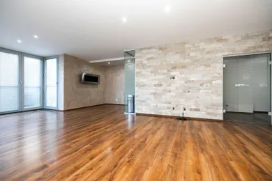 Na predaj 3-izbový byt, 128 m², Bratislava-Karlova Ves