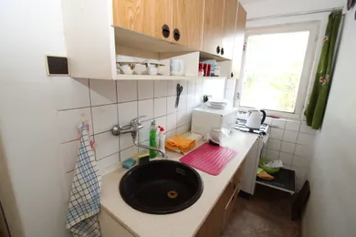Na predaj 5-izbový dom, 85 m², Piešťany, Hoštáky