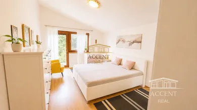 Na prenájom 4-izbový dom, 160 m², Bratislava-Ružinov, Na križovatkách