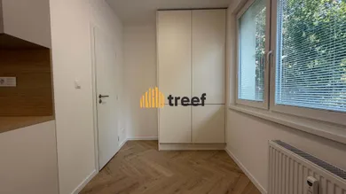 Na predaj 2-izbový byt, 62 m², Trnava, Ulica Andreja Kubinu