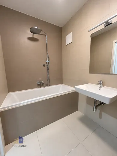 Na prenájom 3-izbový byt, 81 m², Košice-Staré Mesto, Alvinczyho