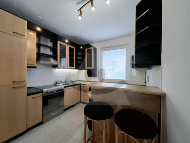 Eladó lakások, 4-szobás, Prievidza · €139 000