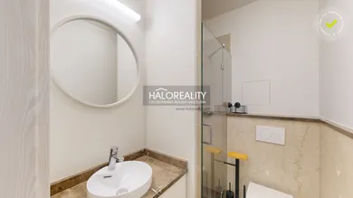 Na predaj 2-izbový byt, 52 m², Banská Bystrica