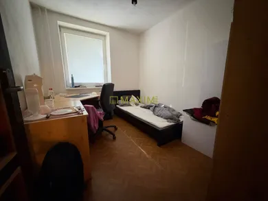 Na predaj 4-izbový byt, 84 m², Nitra, Čajkovského