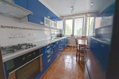 Mieszkania na sprzedaż, 3-pokojowe, Trenčín · €244 990