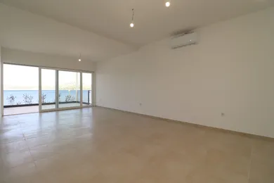 Na predaj 4-izbový byt, 114 m²