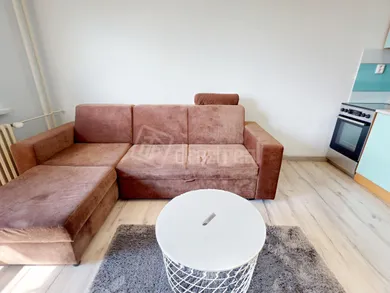 Квартири в оренду, 1-кімнатні, Sereď · €420