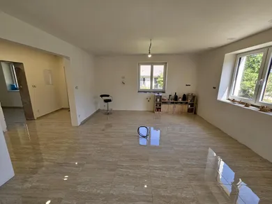 Na predaj 4-izbový dom, 79 m², Kurimany