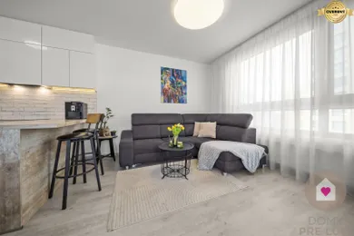 Na predaj 3-izbový byt, 55 m², Bratislava-Ružinov, Plynárenská