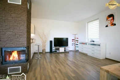 Na predaj dom, 103 m², Biely Kostol, Cintorínska