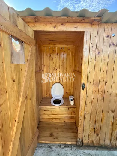 Na predaj pozemok, 369 m², Nitra