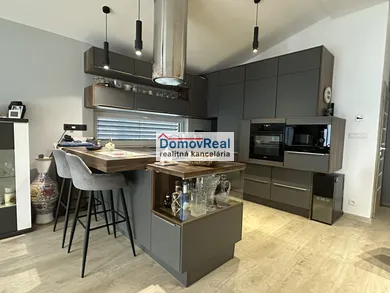 Na predaj dom, 103 m², Ivanka pri Dunaji, Sadová