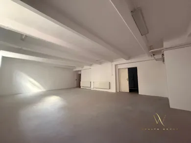 Na prenájom objekt, 107 m², Bratislava-Staré Mesto, Grooslingova