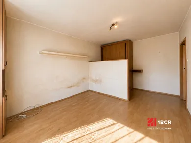 Na predaj 1-izbový byt, 29 m², Bratislava-Podunajské Biskupice