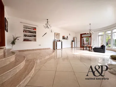 Na predaj dom, 214 m², Senica, Čáčov