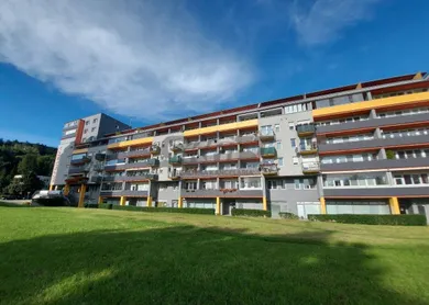 Na prenájom 2-izbový byt, 60 m², Bratislava-Dúbravka, Koprivnická