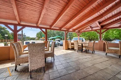 Na predaj komerčné, 400 m², Okoč, Opatovský Sokolec