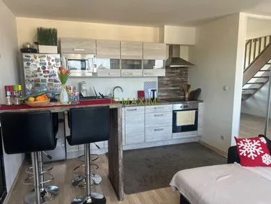 Na predaj 3-izbový byt, 83 m², Zohor, Školská