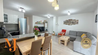 Na predaj 3-izbový dom, 80 m², Hviezdoslavov