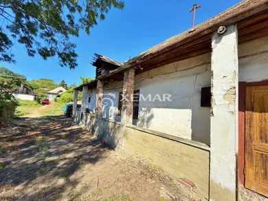 Na predaj 3-izbový dom, 144 m², Čebovce