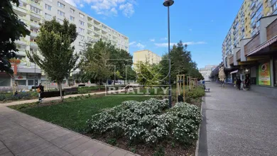 Na predaj 1-izbový byt, 39 m², Bratislava-Vrakuňa