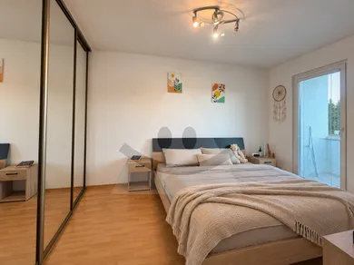 Na prenájom 3-izbový byt, 61 m², Martin, Gándhiho