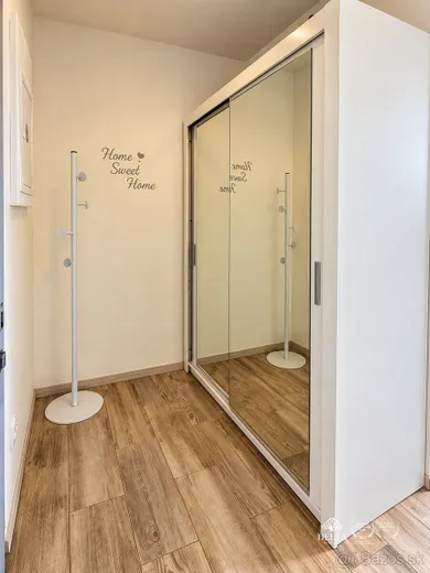 Na prenájom 1-izbový byt, 31 m², Banská Bystrica, Pieninská