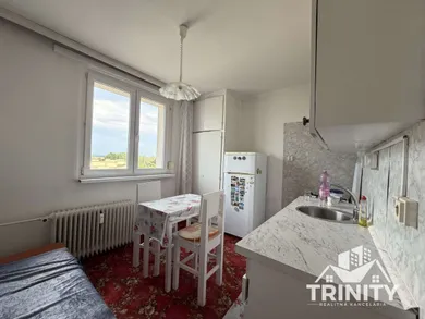 Na predaj 1-izbový byt, 40 m², Nové Zámky