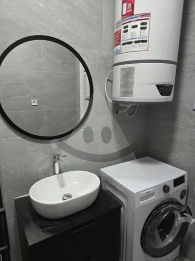 Na prenájom 1-izbový byt, 29 m², Komárno, Parná