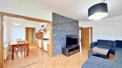 Na predaj 3-izbový byt, 81 m², Zvolen