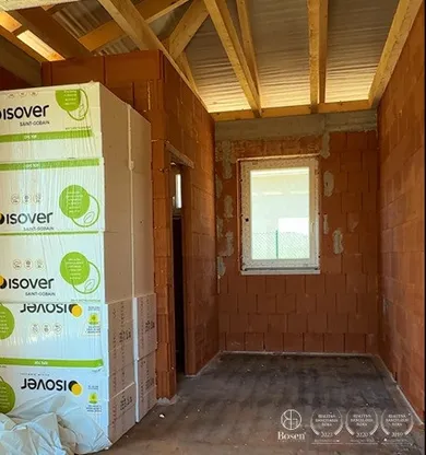 Na predaj 4-izbový dom, 152 m², Mad