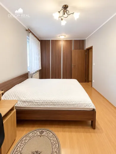 Na predaj 3-izbový byt, 78 m², Bratislava-Dúbravka, Nejedlého