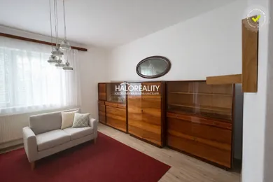Na predaj dom, Topoľnica