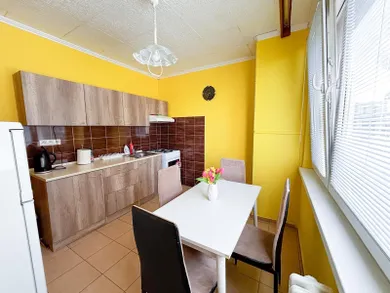 Na predaj 2-izbový byt, 64 m², Skalica, SNP