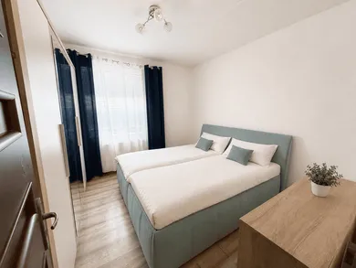 Mieszkania na wynajem, 3-pokojowe, Košice-Nad jazerom · €750