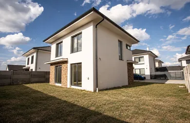 Eladó házak, Lehnice · €259 000