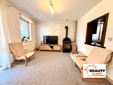 Na predaj 4-izbový dom, 160 m², Veľká Mača, Nová