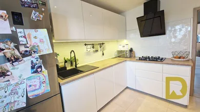 Na predaj 4-izbový byt, 89 m², Bratislava-Petržalka, Röntgenova