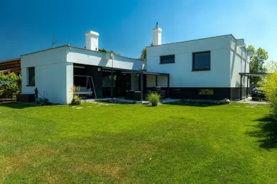 Na predaj 5-izbový dom, 200 m², Šamorín, Priechodná