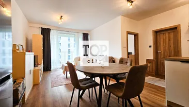 Na prenájom 2-izbový byt, 53 m², Poprad, -