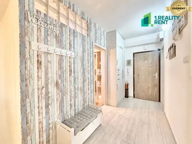 Na predaj 4-izbový byt, 98 m², Martin
