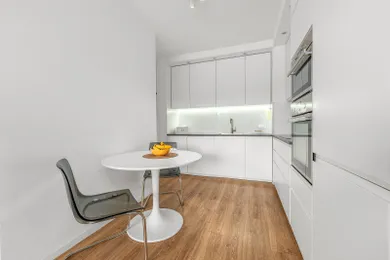 Na predaj 2-izbový byt, 47 m², Bratislava-Petržalka, Žltá