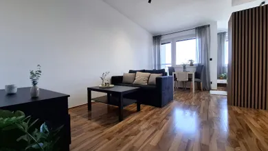Na prenájom 1-izbový byt, 40 m², Trnava, Ulica Terézie Vansovej