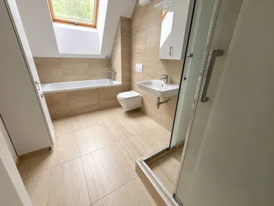 Na prenájom 4-izbový byt, 110 m², Nitra, Podzámska