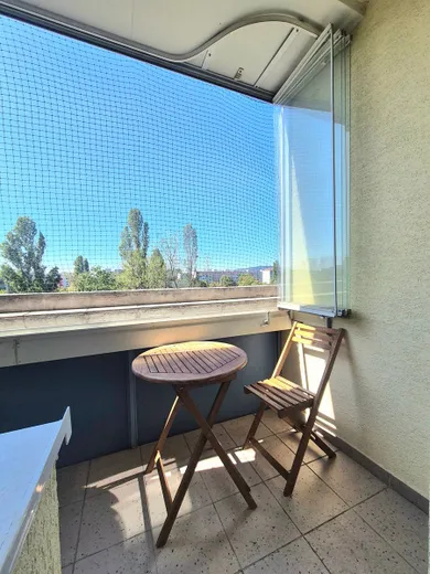 Na prenájom 3-izbový byt, 81 m², Bratislava-Ružinov, Seberíniho